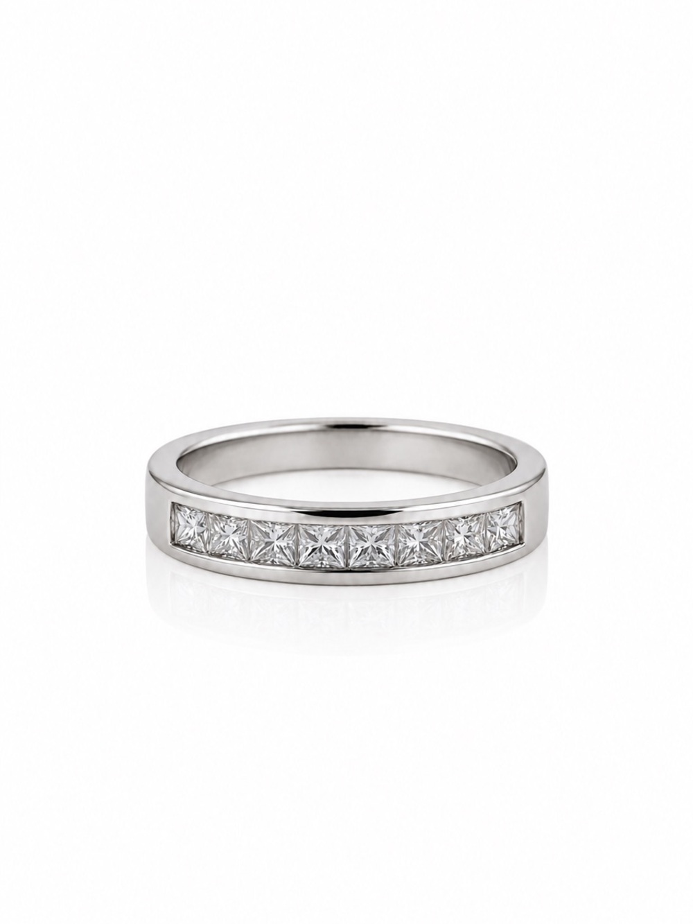 Elegant Casual Ring with Crystals